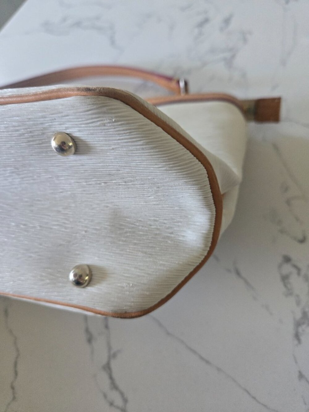 DOONEY & BOURKE - Picture 6 of 16